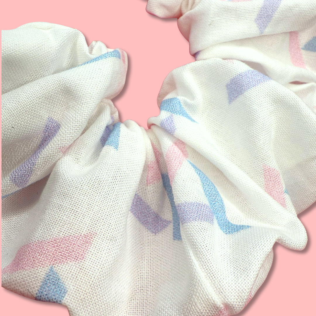 Seventeen Scrunchie