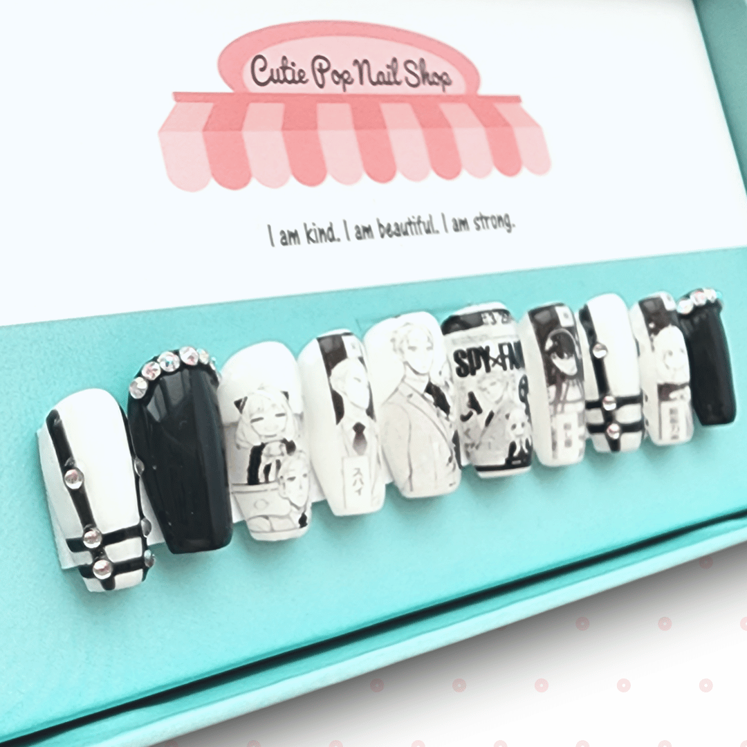 Spy Fam Comic Strip - Cutie Pop Nail Shop