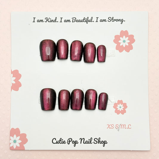 Cat’s Eye Magenta shift Vertical